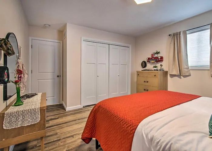 Holiday home Ideally Located House - 9 Mi From Route 66! *